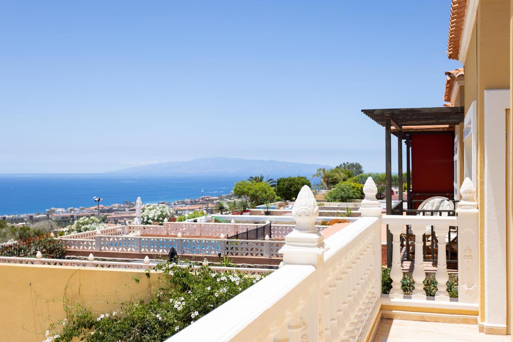Classbnb - Luxurious Villa 1,5 Kilometers From Costa Adeje Екстериор снимка
