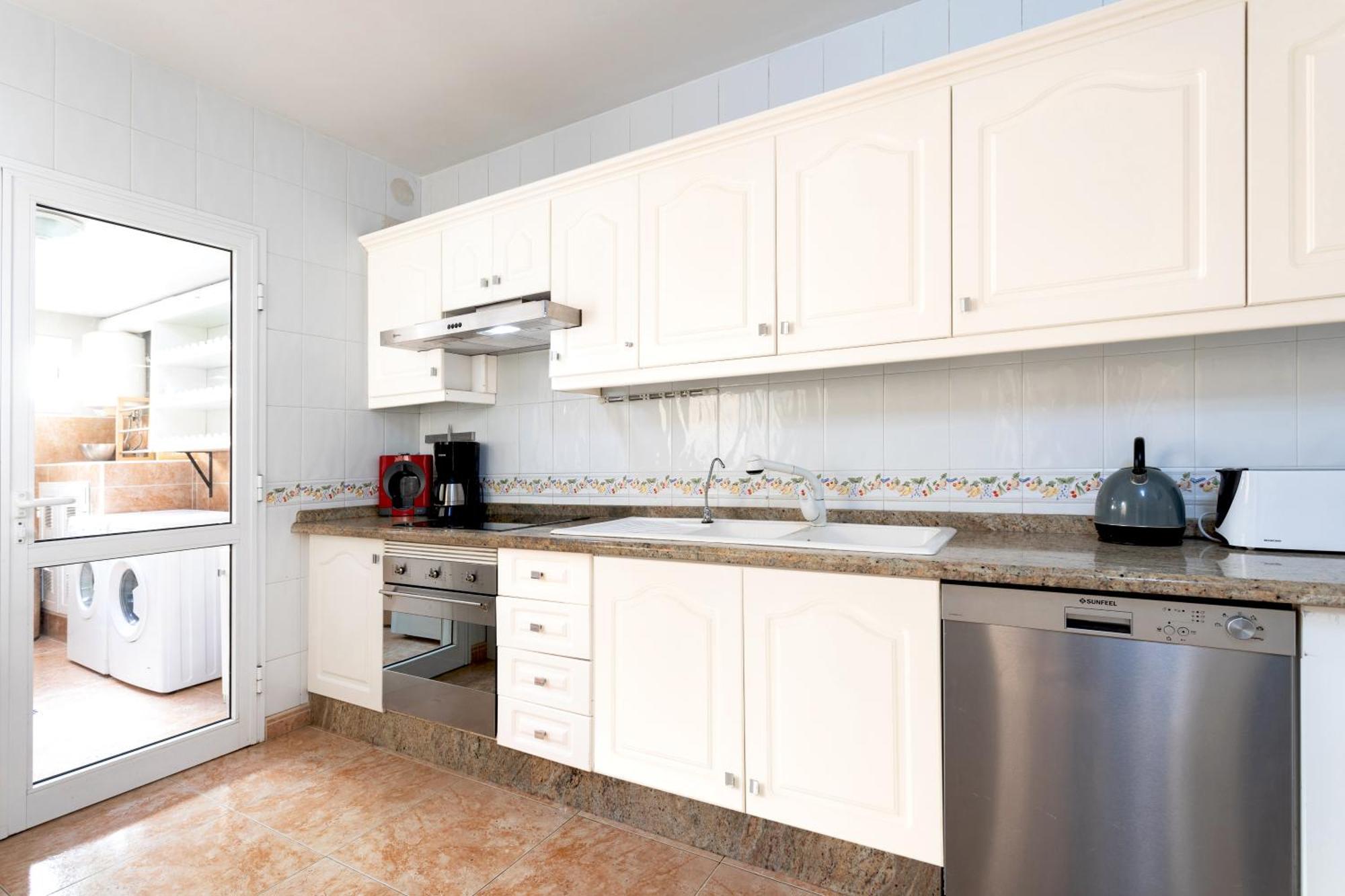Classbnb - Luxurious Villa 1,5 Kilometers From Costa Adeje Екстериор снимка